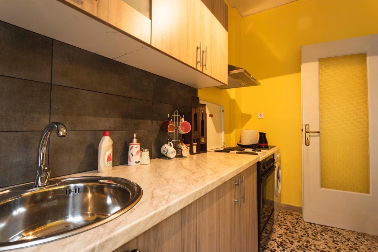 Lovely Small Apartment At Heraklion Center Exterior photo